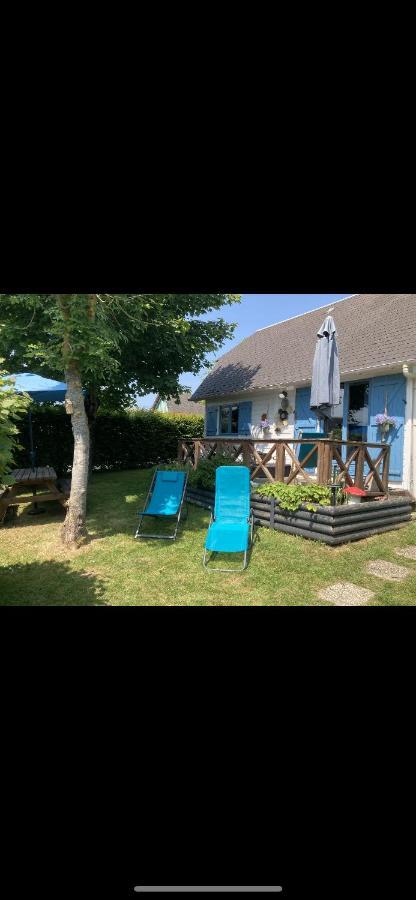 Gite Chalet Bleu Soleil Saint-Benoit-d'Hebertot Екстериор снимка